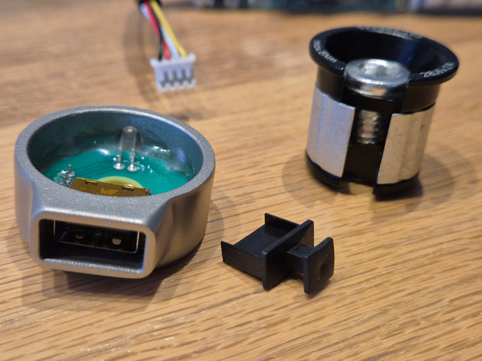 Forumslader AHEAD V6 für Steuerrohr/Gabelschaft, Nabendynamo Stromumwandler